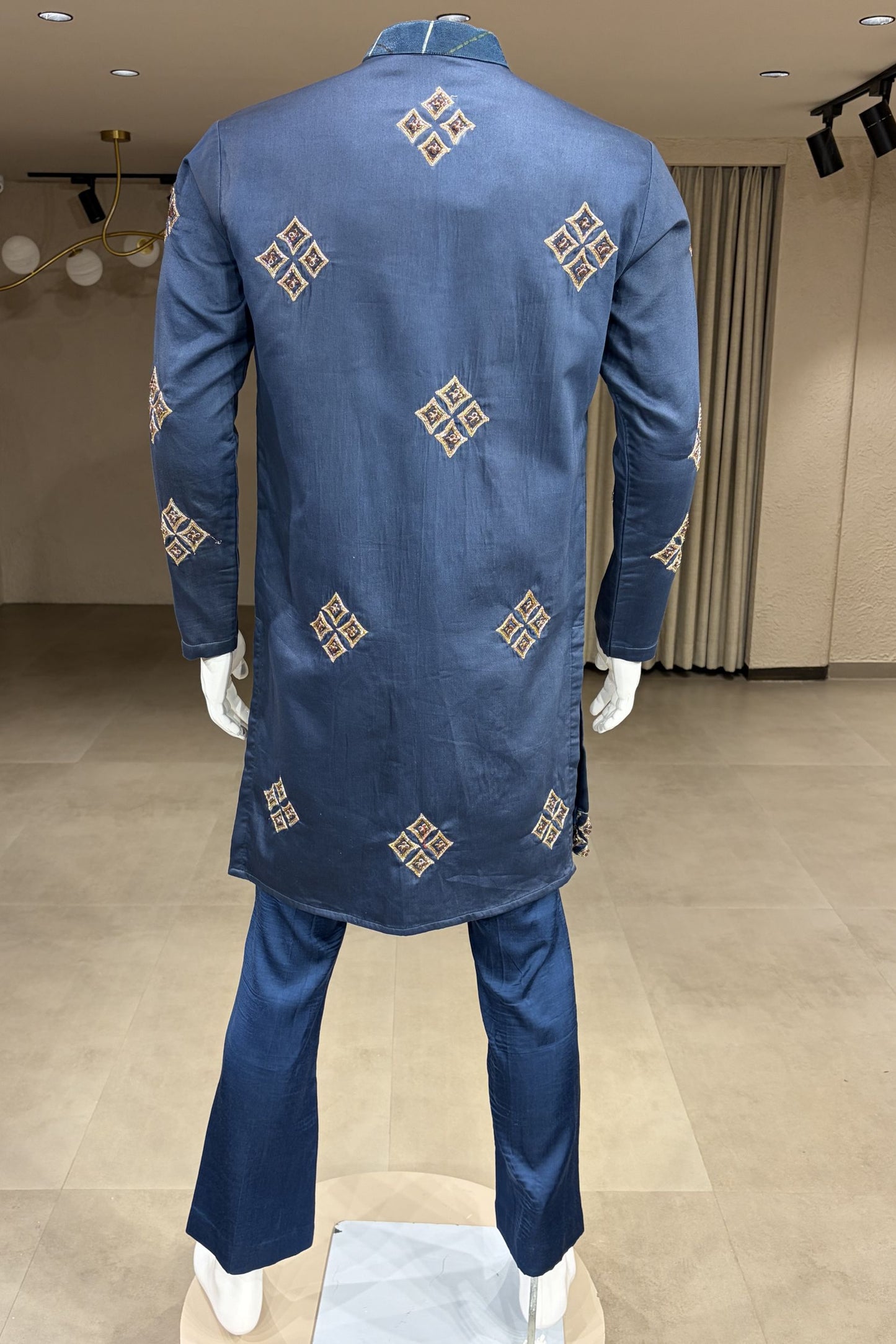 Zarbaft Kurta Set