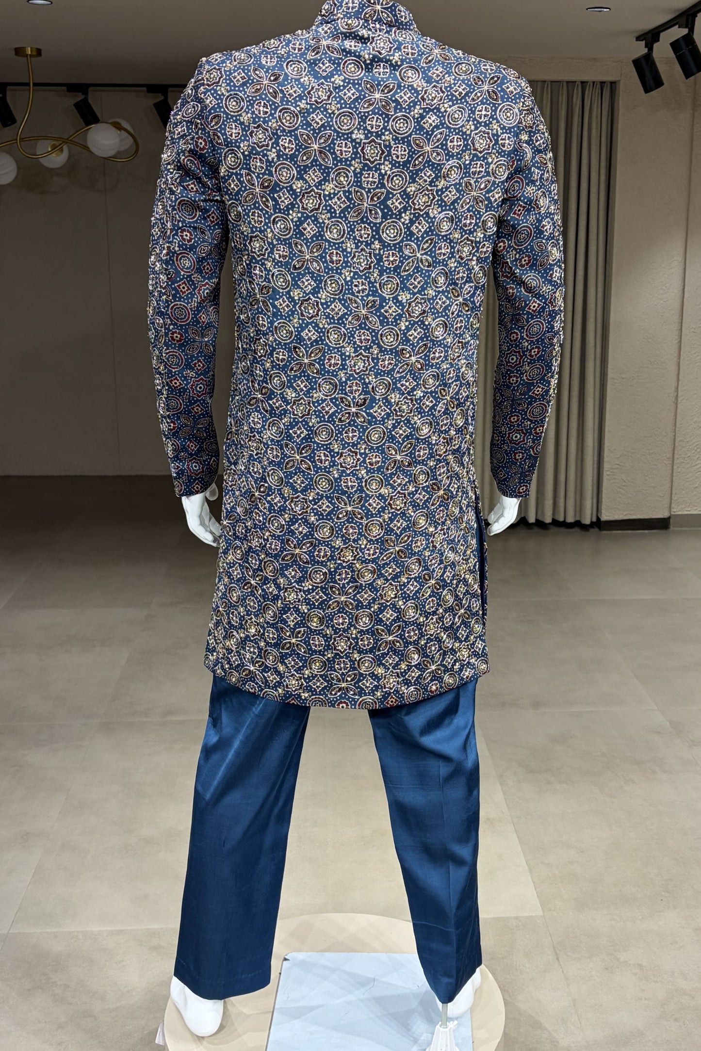 Naqsh Kurta Set