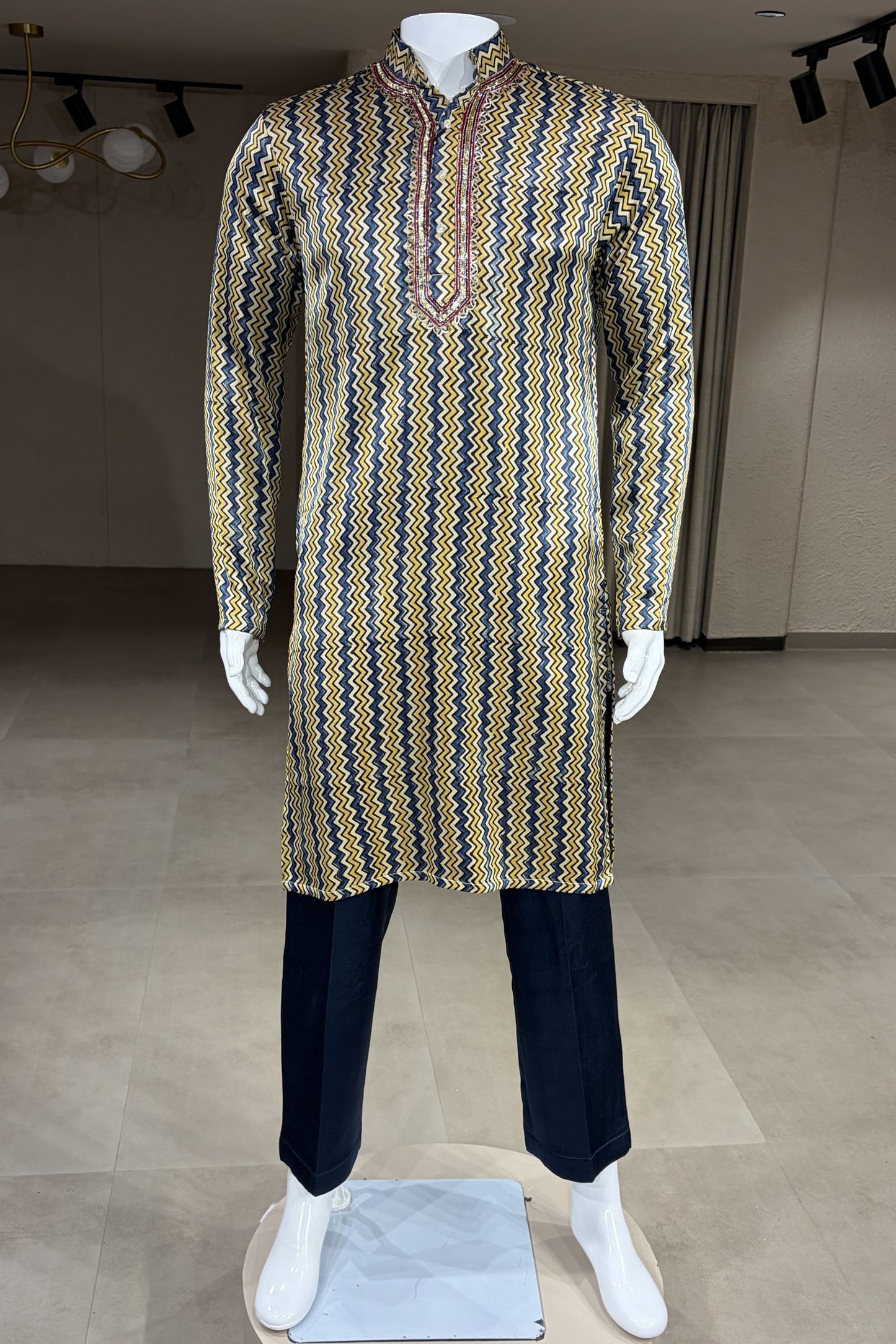 Leher Kurta Set