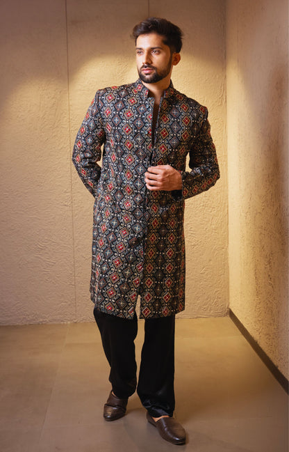 Akaar Kurta Set
