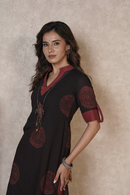Midnight Rust Orbits – Black Ajrakh Cotton Printed Kurta Set
