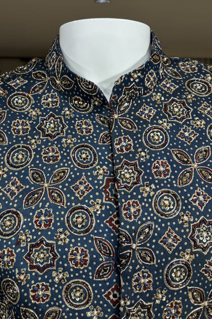 Naqsh Kurta Set