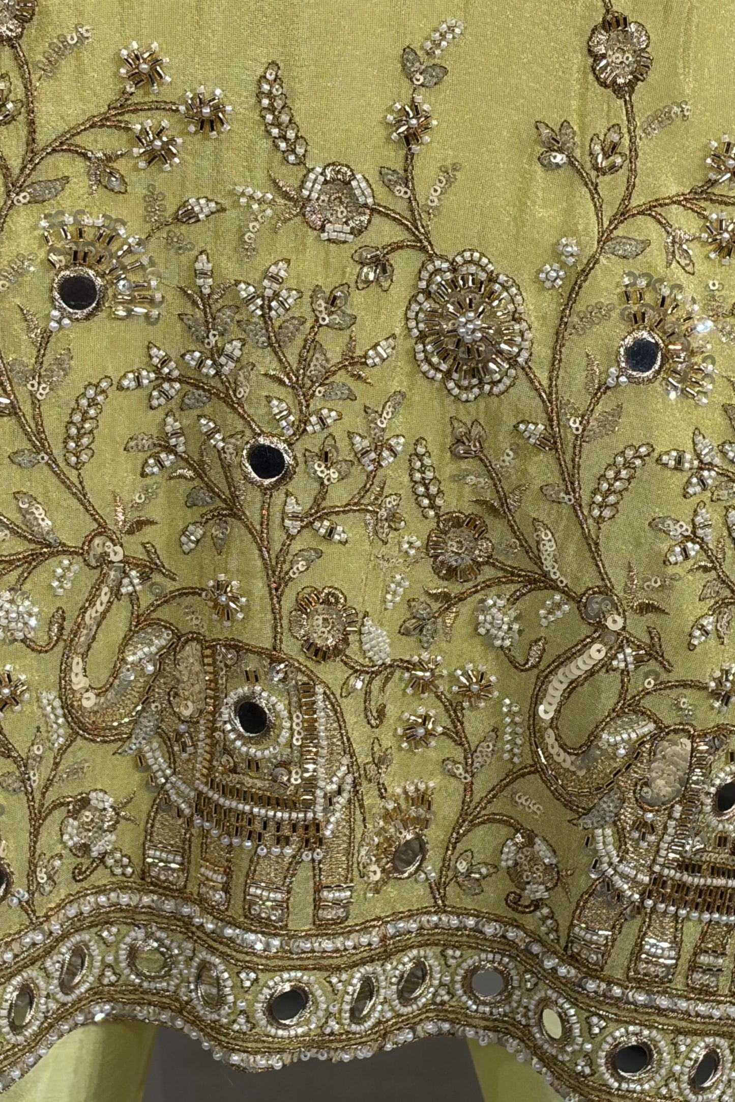 Gulzar Kurta Set