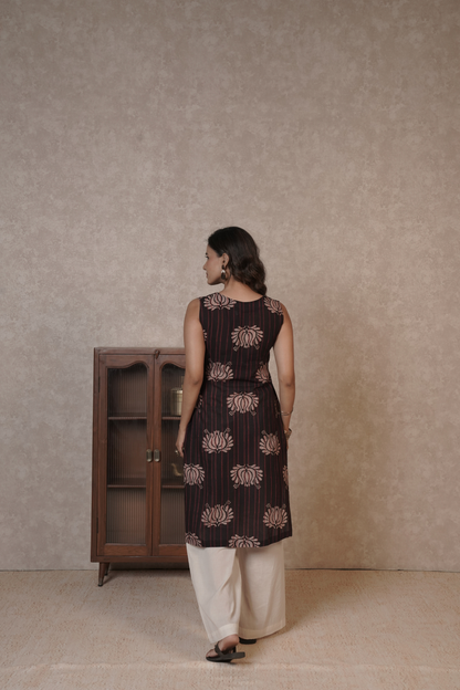 Petal Cascade Ajrakh Cotton Kurta- Plazo