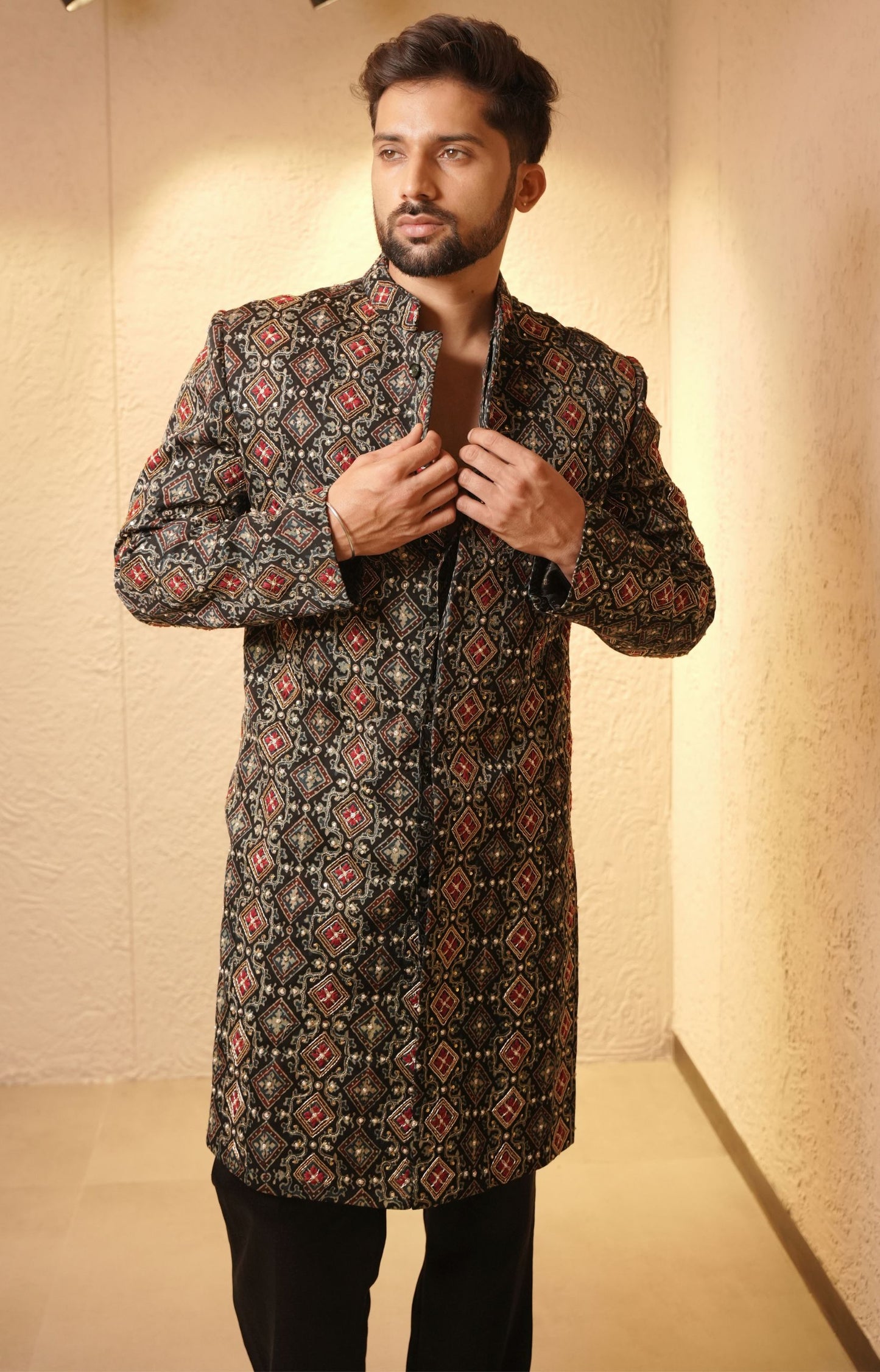 Akaar Kurta Set