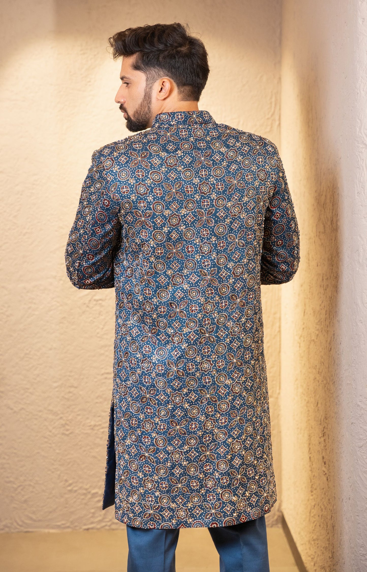 Naqsh Kurta Set