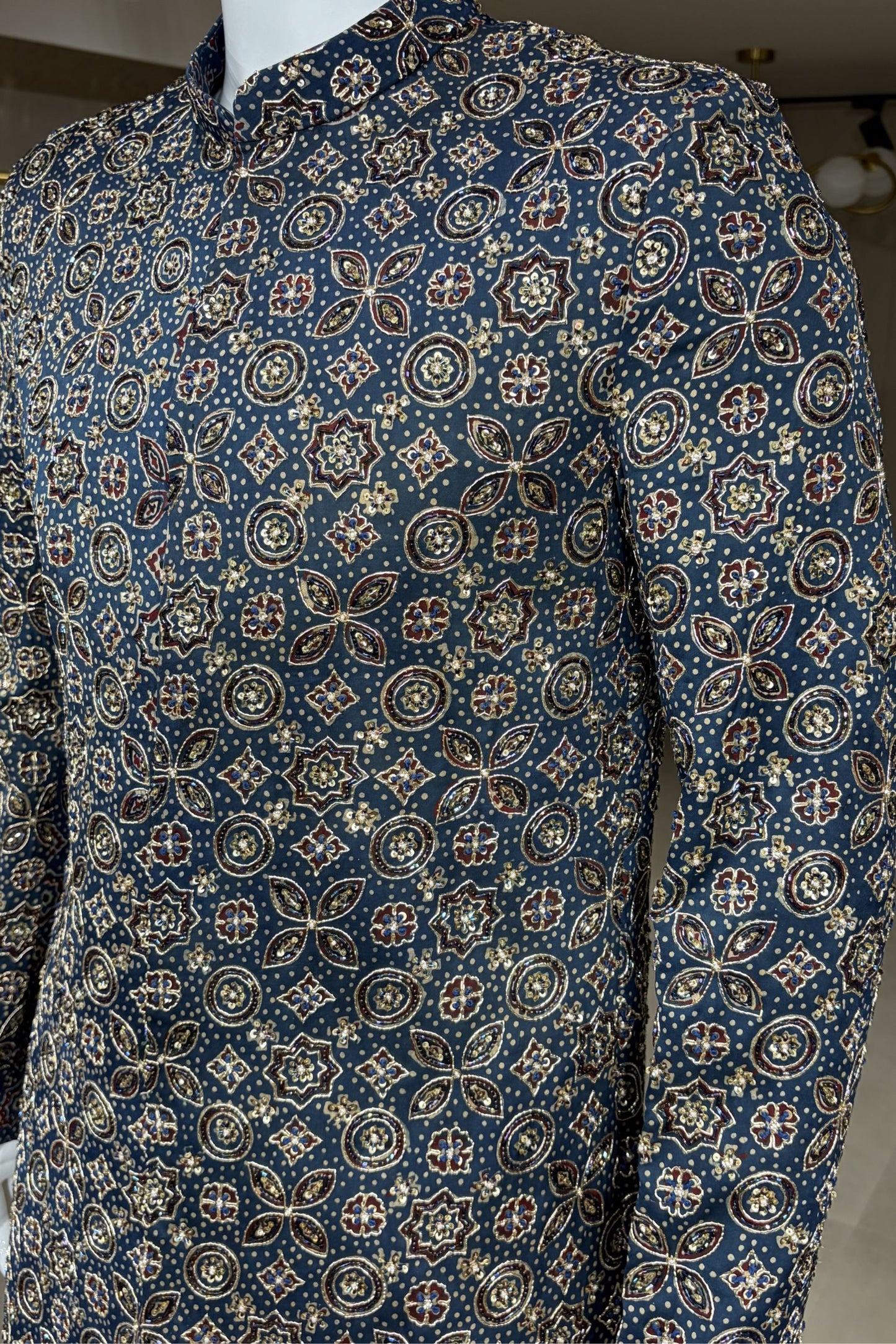 Naqsh Kurta Set
