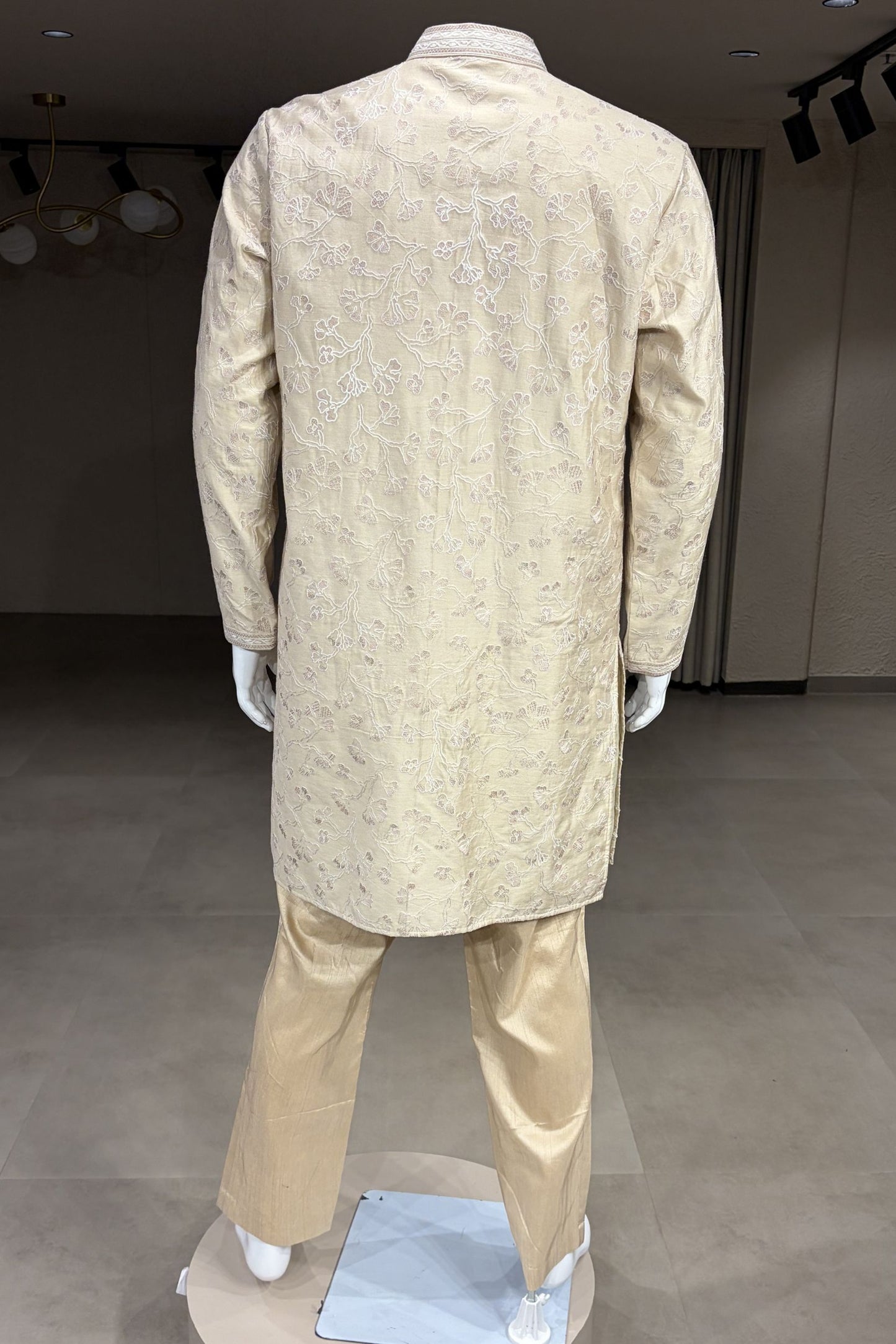 Mehrbagh – Signature Kurta Set