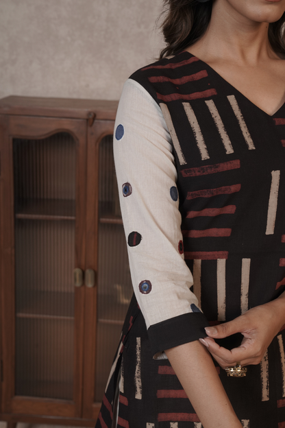Noir Grid Ajrakh Cotton Kurta Bottom Set – Ira